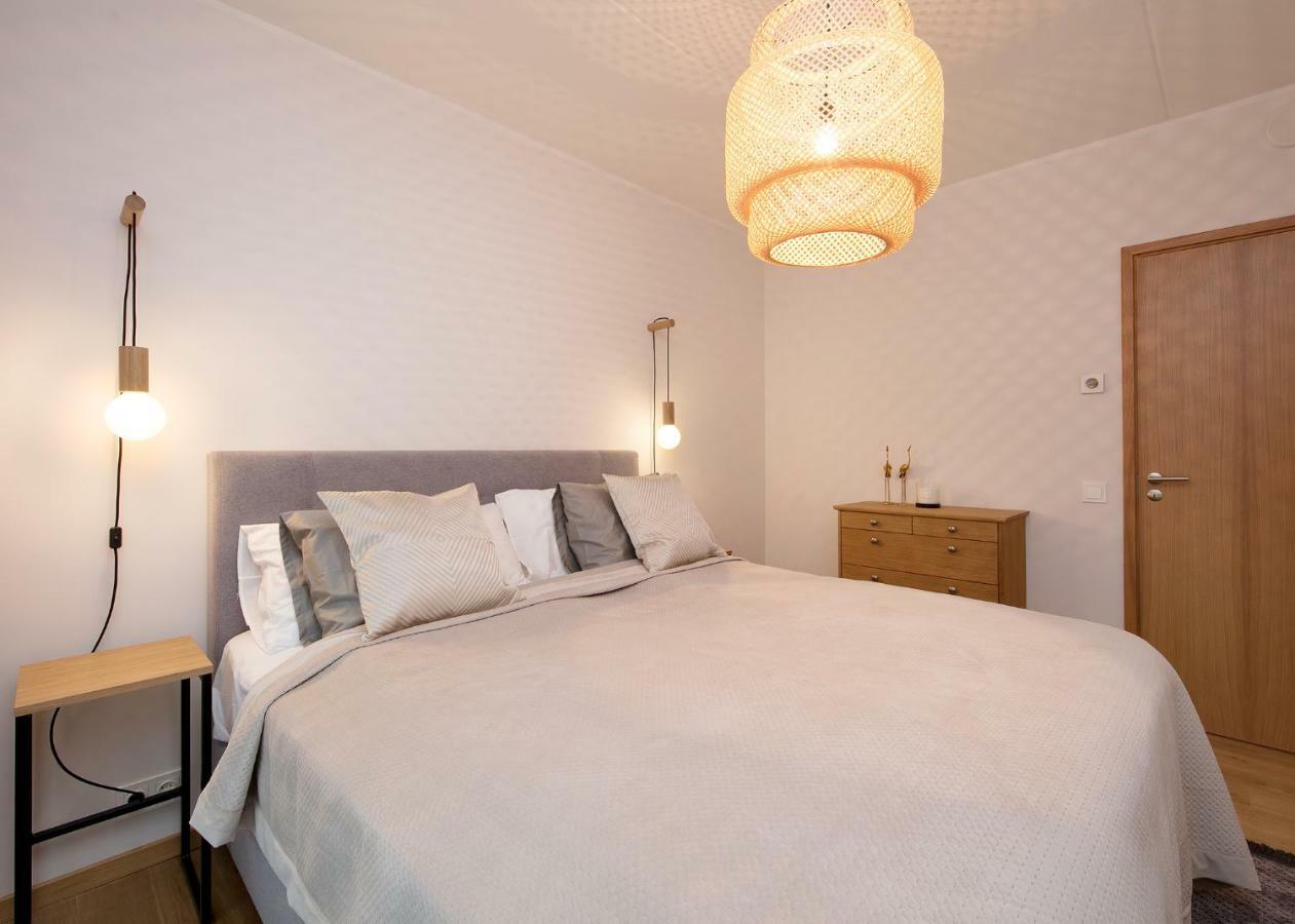 Tp City Apartment - City Center Tallinn Bagian luar foto