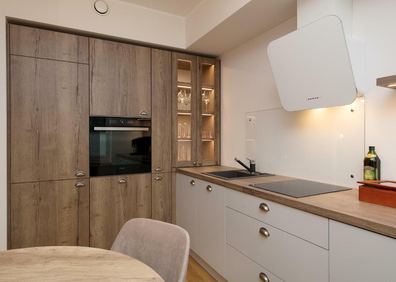 Tp City Apartment - City Center Tallinn Bagian luar foto