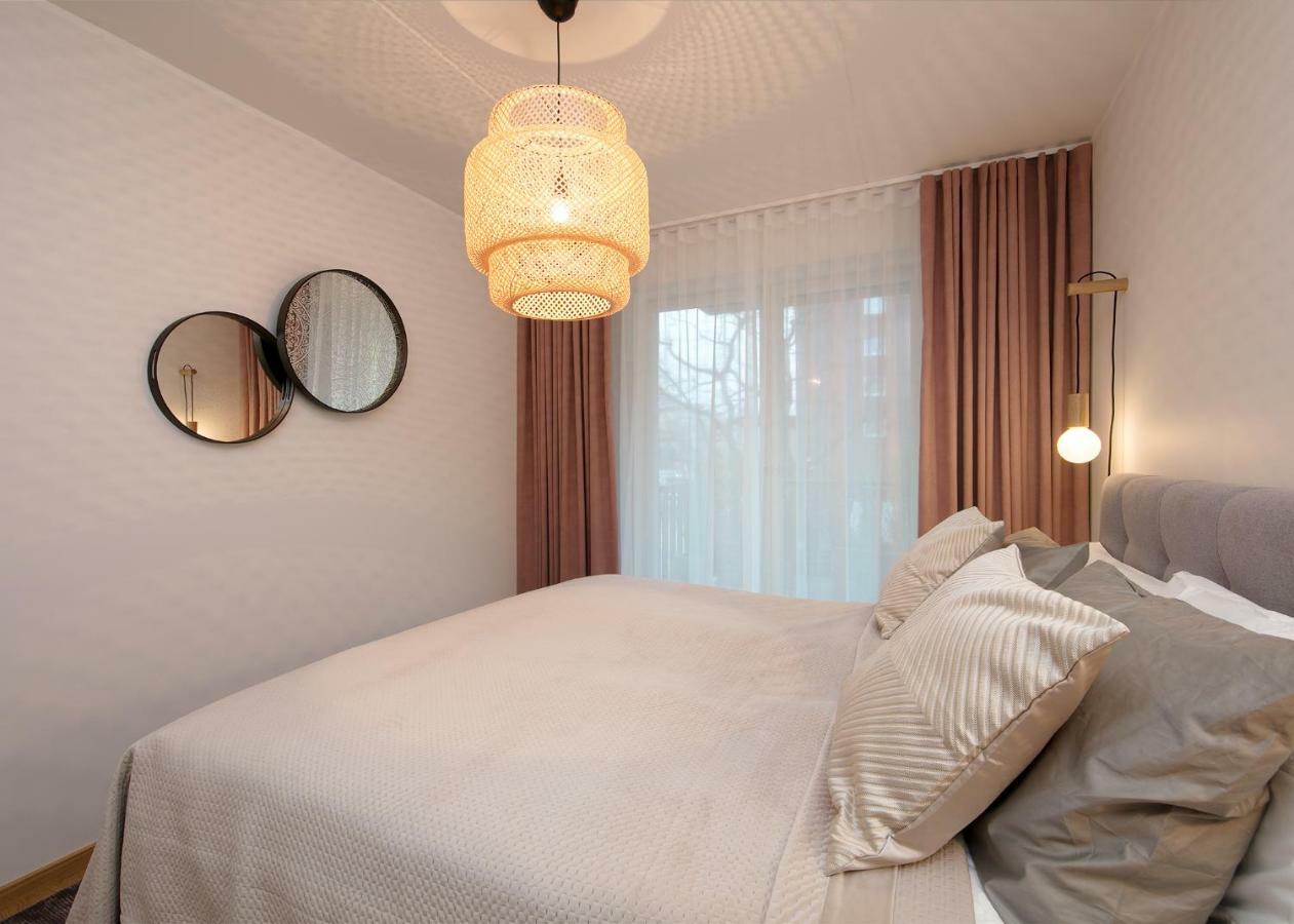 Tp City Apartment - City Center Tallinn Bagian luar foto